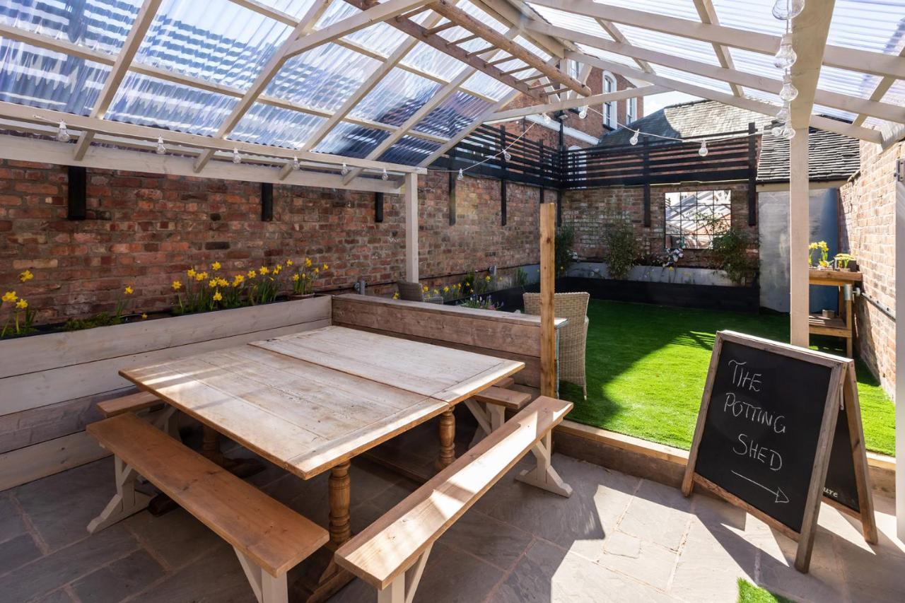 The Walled Garden At Cheshire Boutique Bathhouse Нантвич Экстерьер фото